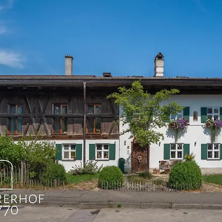 In Mit Grossem Garten By Interhome